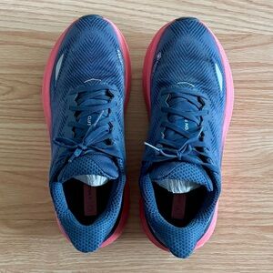 Hoka One One Clifton 9 GTX Women’s 10